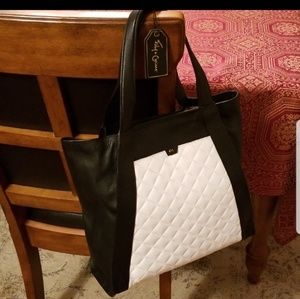 🆕️Foley+corinna Cushion leather tote quilted